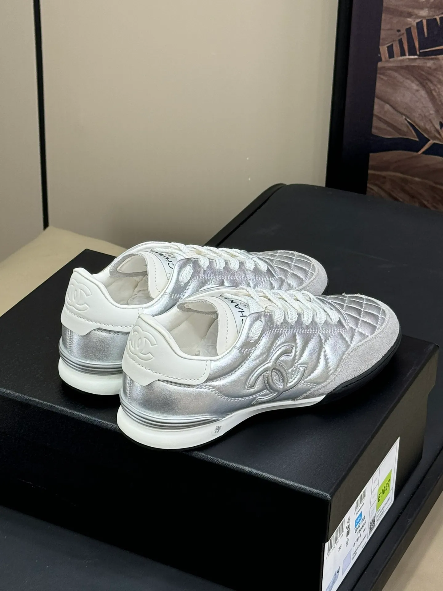 👟👟Ex-factory price 520👟👟 Women's shoes factory women's shoes women's clothing women's shoes women's clothing chanel 24b top sneakers new products 24 autumn and winter top sneakers, third generation top sneakers made of lambskin material, classic rhombus elements, extremely easy to wear, full of fashionability 💯high-quality goods size 35-41